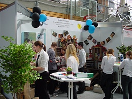 Messestand der bungsfirma books & more